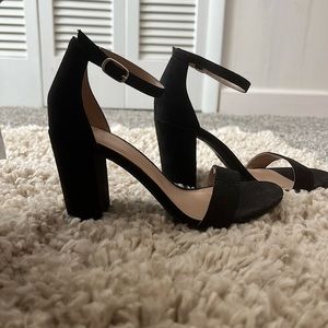 A New Day Black heels in Size 7